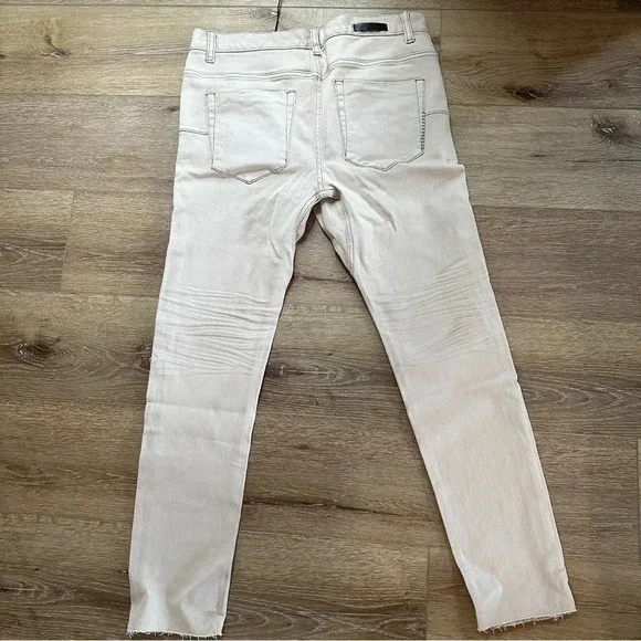 NWT Man x One Teaspoon Mr. Blues Light Stone Cut Off Button Fly Jeans Size 32L